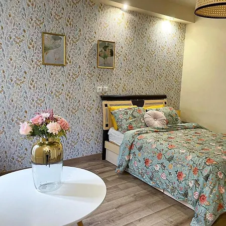 Apartmán Petit Retro Francais 10 *