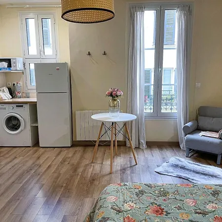 Petit Retro Francais 10 Apartmán Paříž